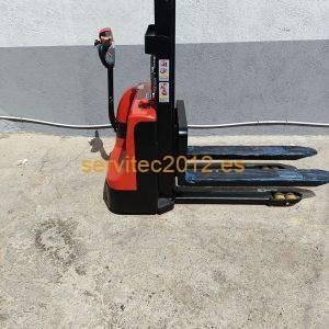 Apilador Eléctrico E.F.1500 KG MASTIL CORTO