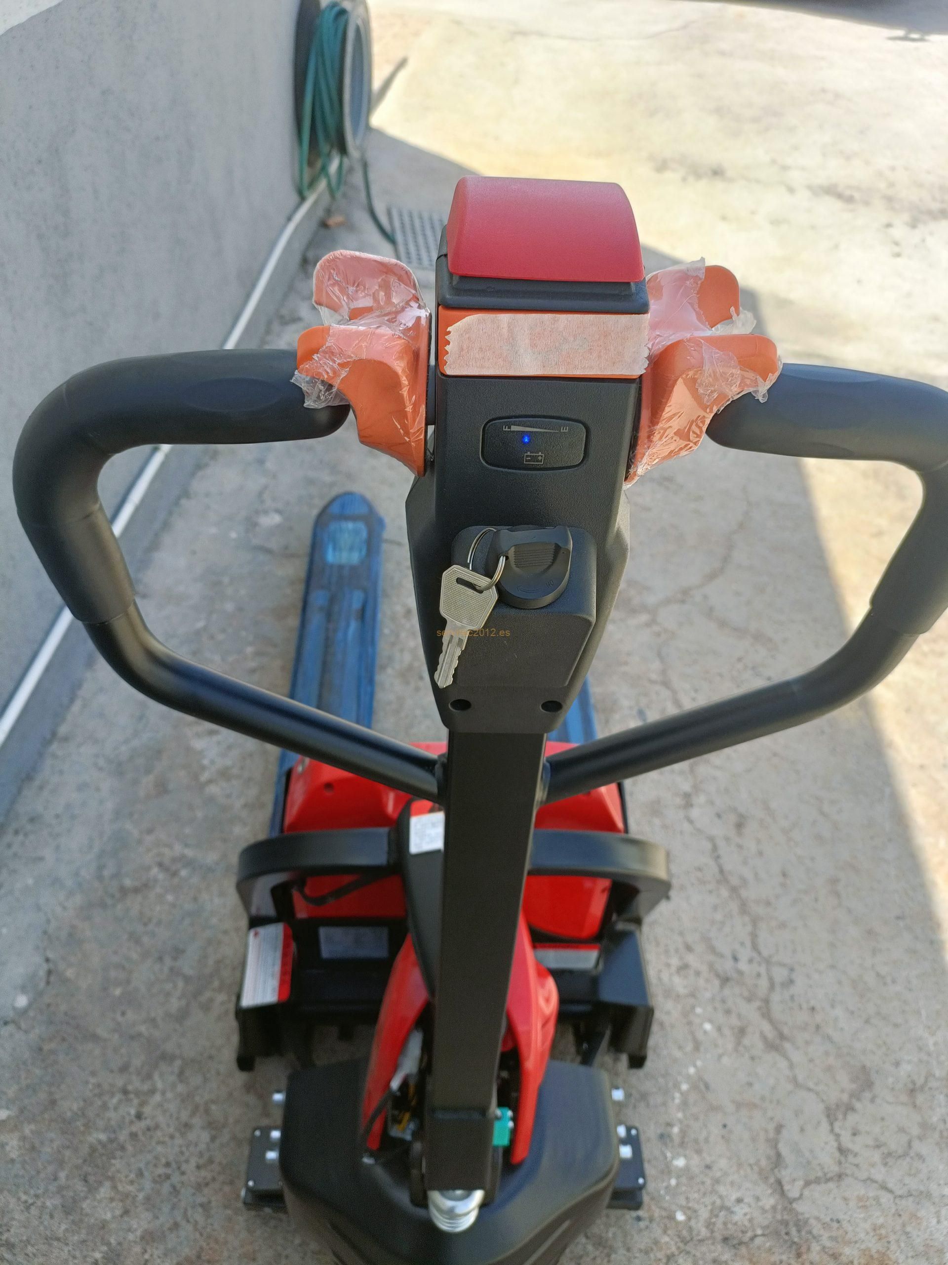 Transpaleta Eléctrica E.F.1500 kg - Imagen 11