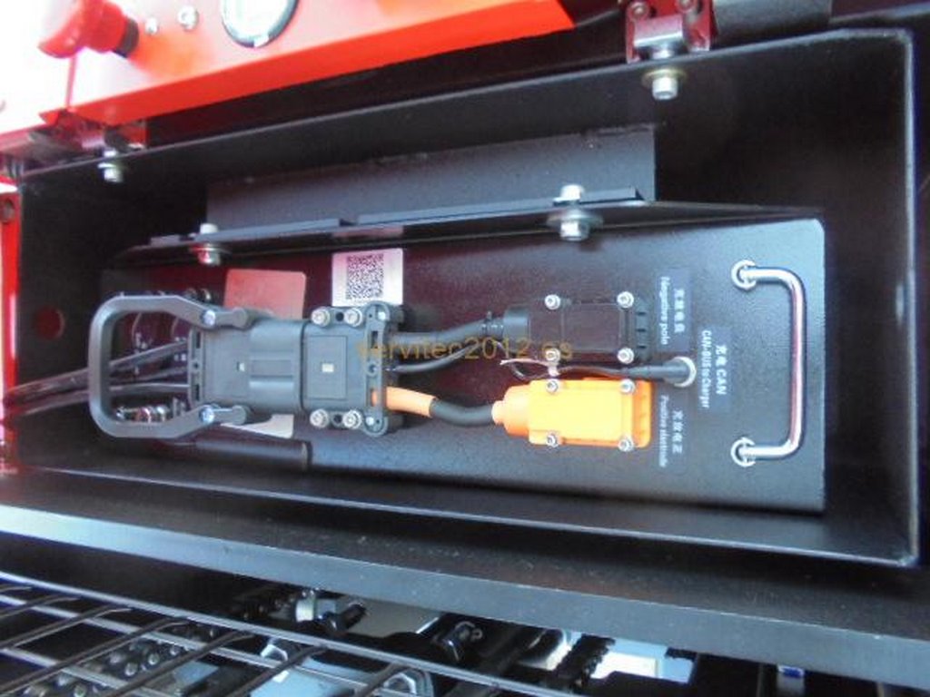Apilador Electrico de 1600 kg a 5500 mm - Imagen 2