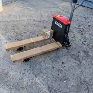 Transpaleta Eléctrica E.F. NUEVO modelo de 1500 kg (Consulte Ofertas)