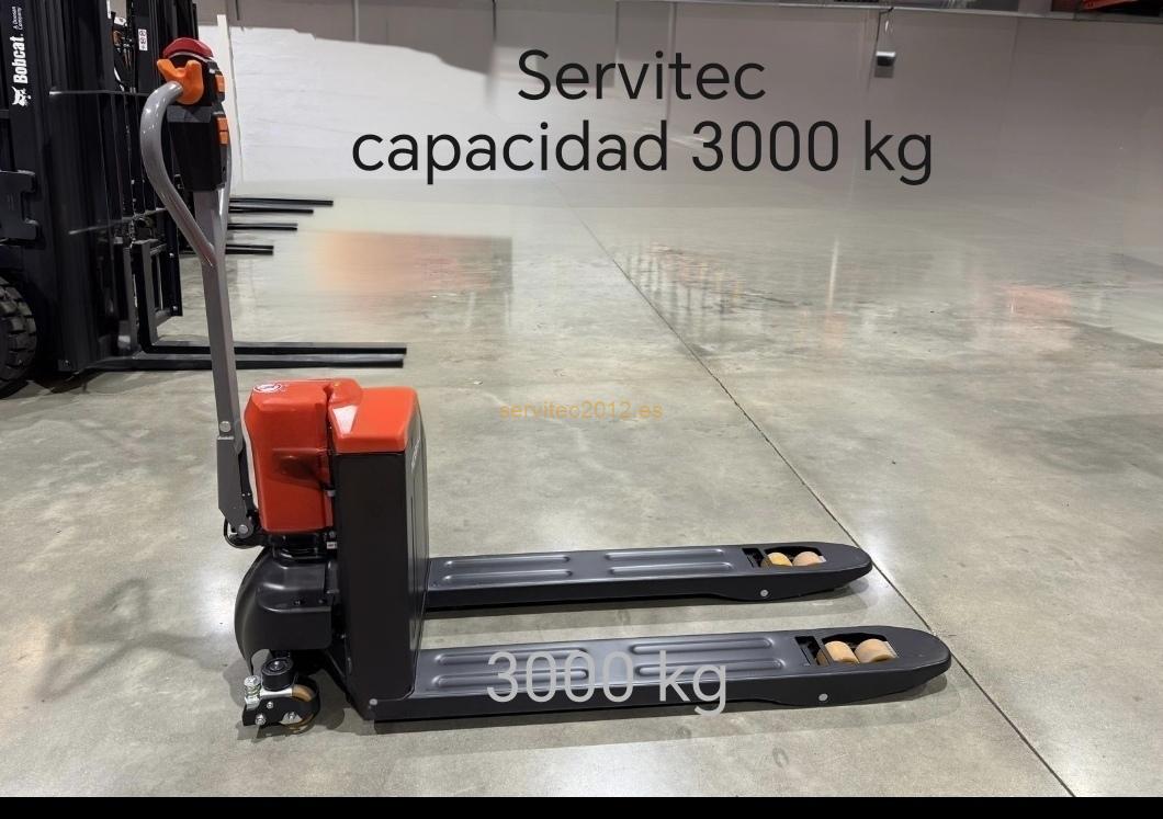Transpaleta Eléctrica E.F. DE 3000 KG de capacidad